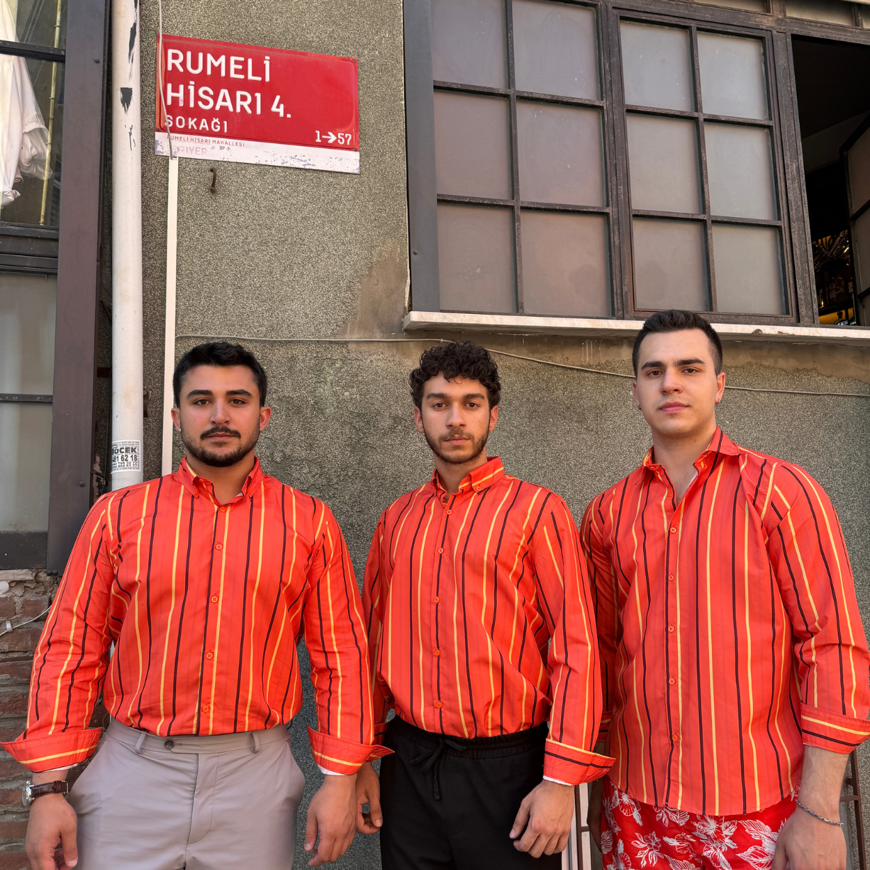 Recep İvedik Meşhur Turuncu Gömlek